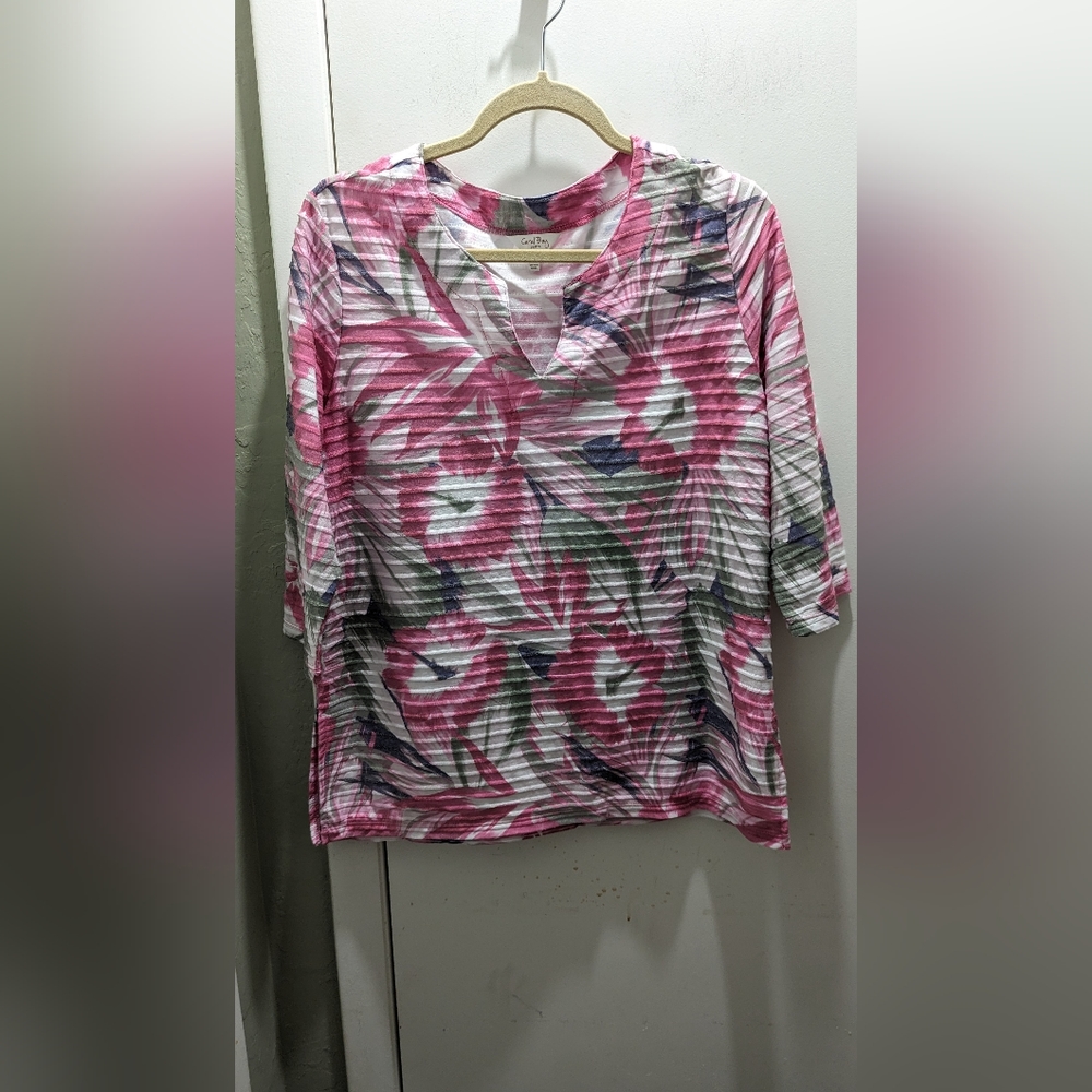 Coral Bay Petite Top Floral Pink green White Size Large